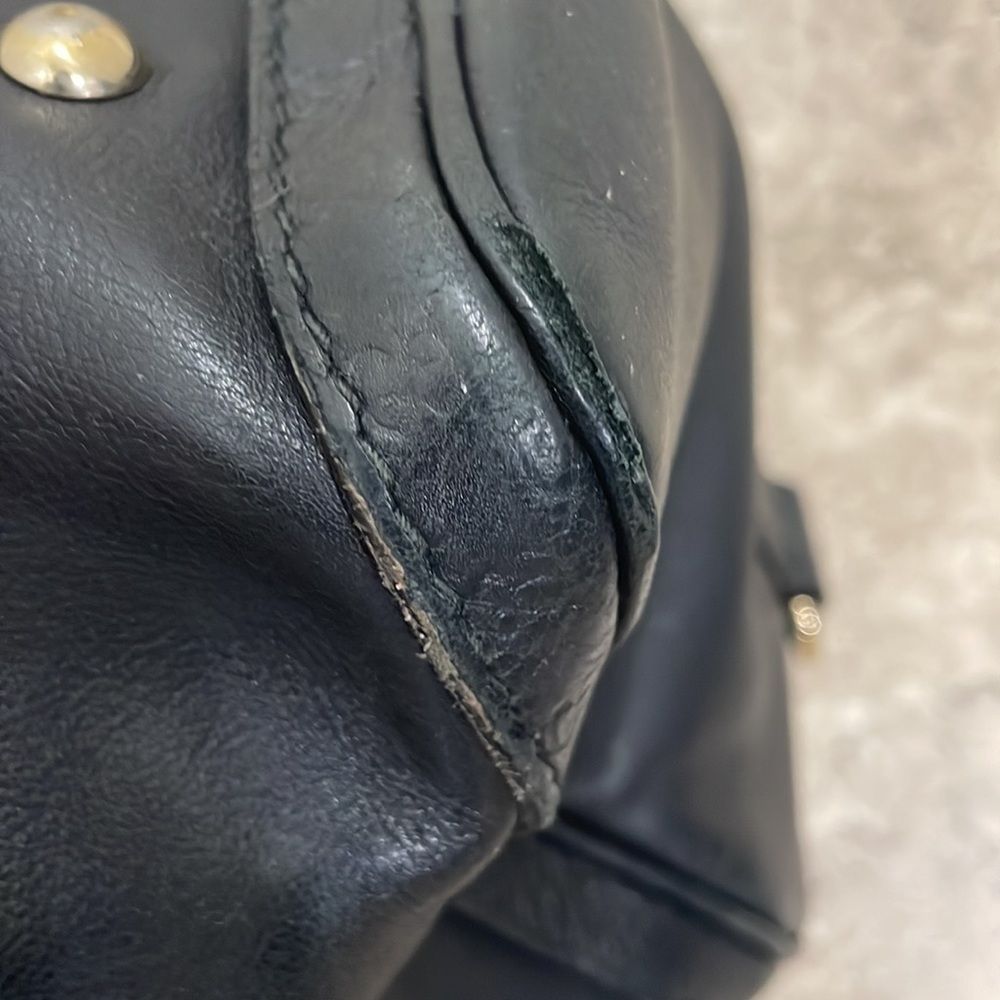 Gucci Black Leather Bag - Picture 8 of 16